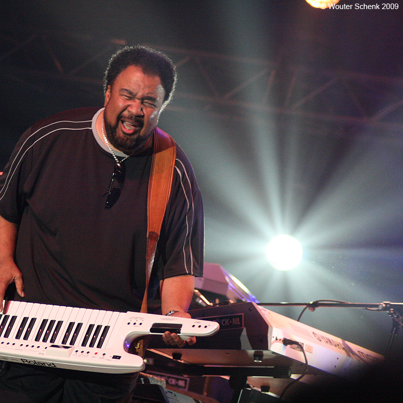 Duke overleden Shine On, Dukey Stick Written in Music