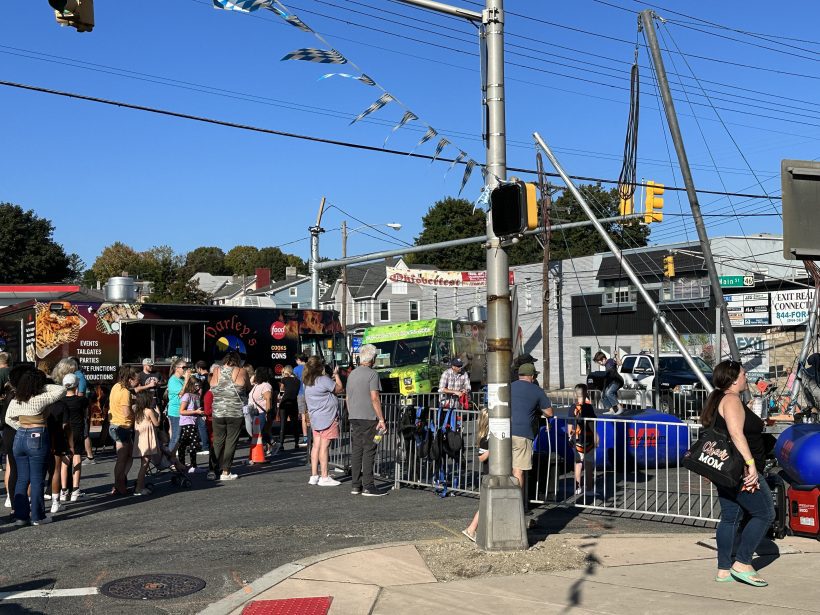 Photos Annual Oktoberfest in Hackettstown draws thousands WRNJ Radio