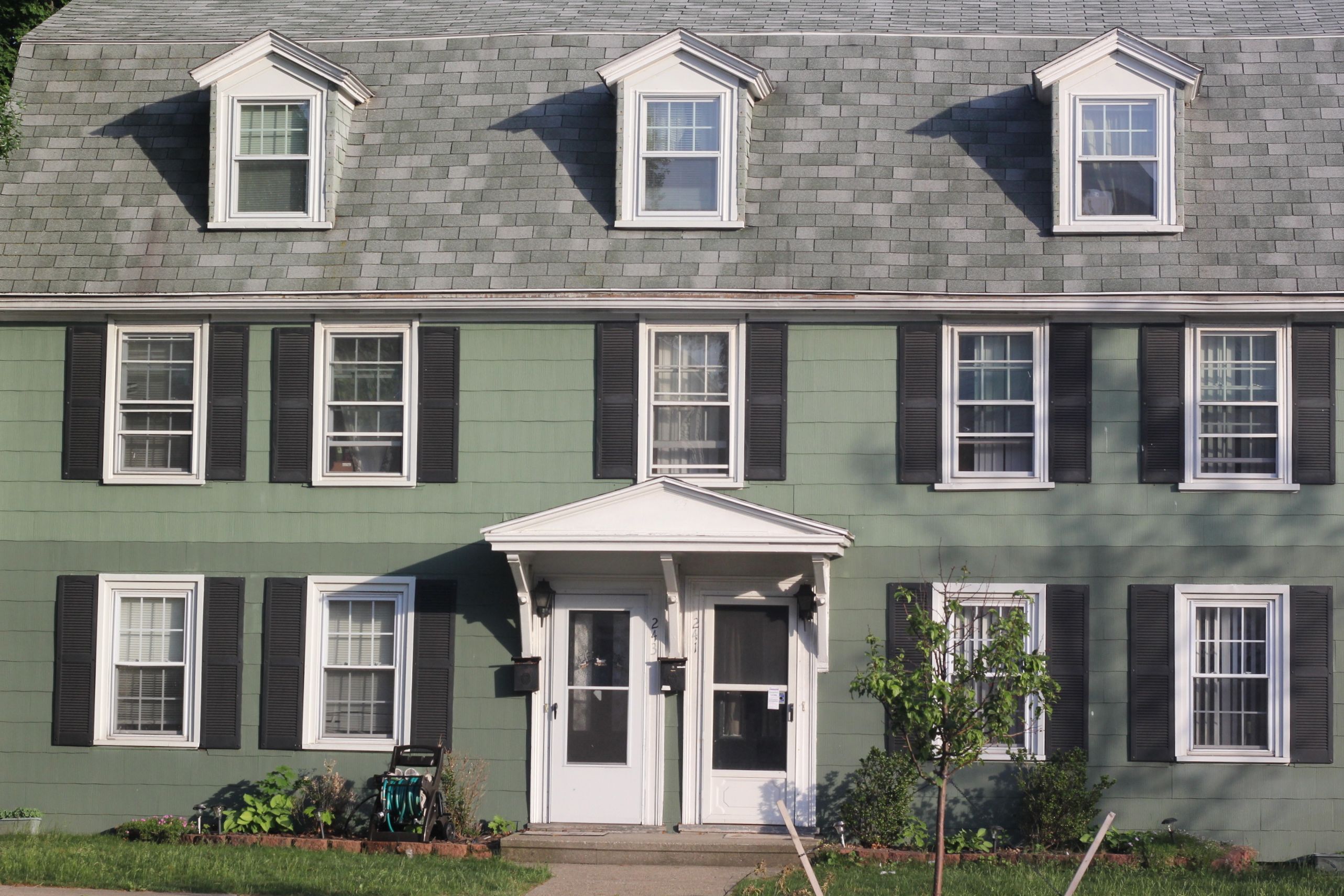 The Mythical Ashmont wrong side of the camera