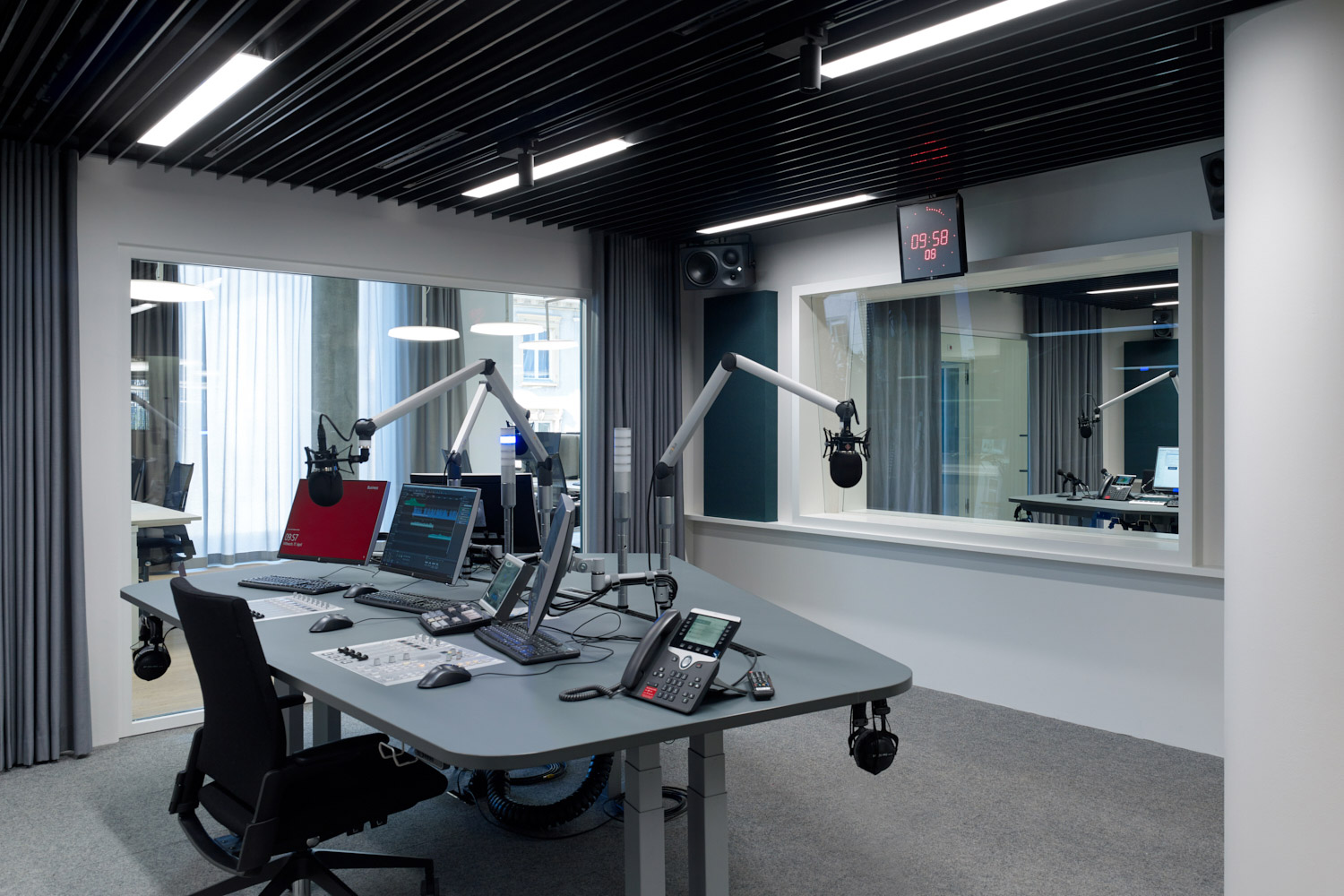 WSDG Delivers Three Floors of Acoustically Perfected Studios for