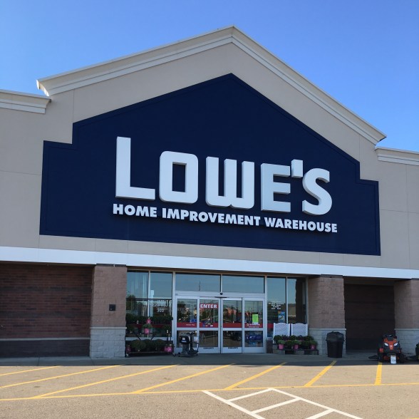  How did a cash dividend impact Lowe’s financial position?Accounting