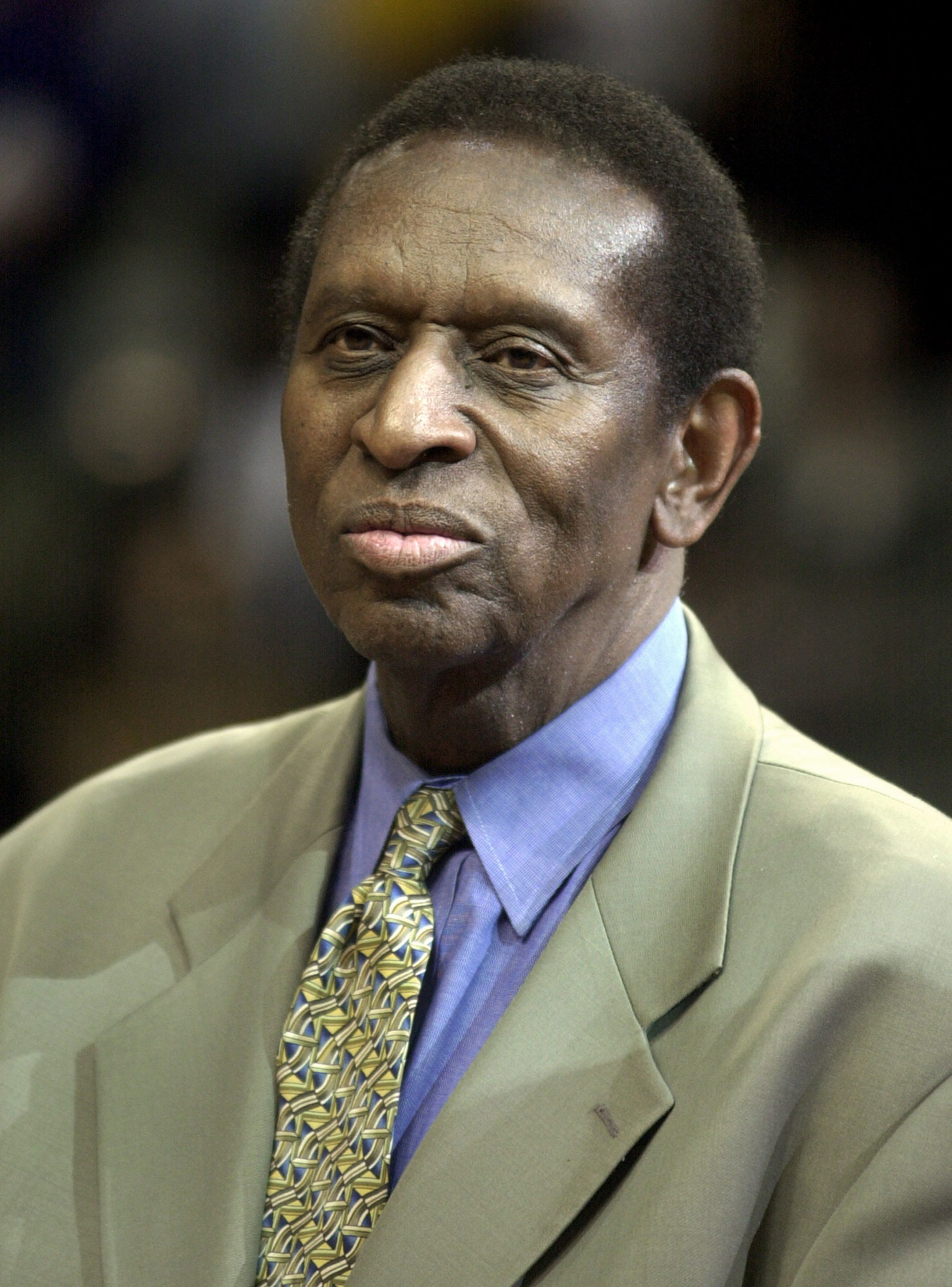 Basketball pioneer, Va. native Earl Lloyd dies at 86 WTOP News