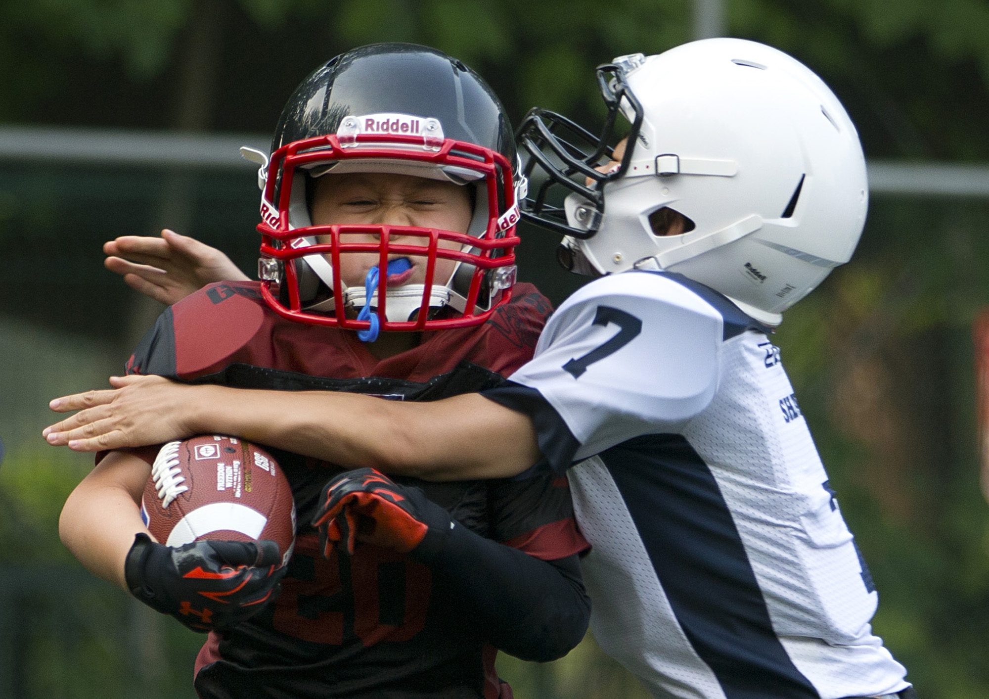 Helmet safety study to track youth football players for 5 years WTOP News