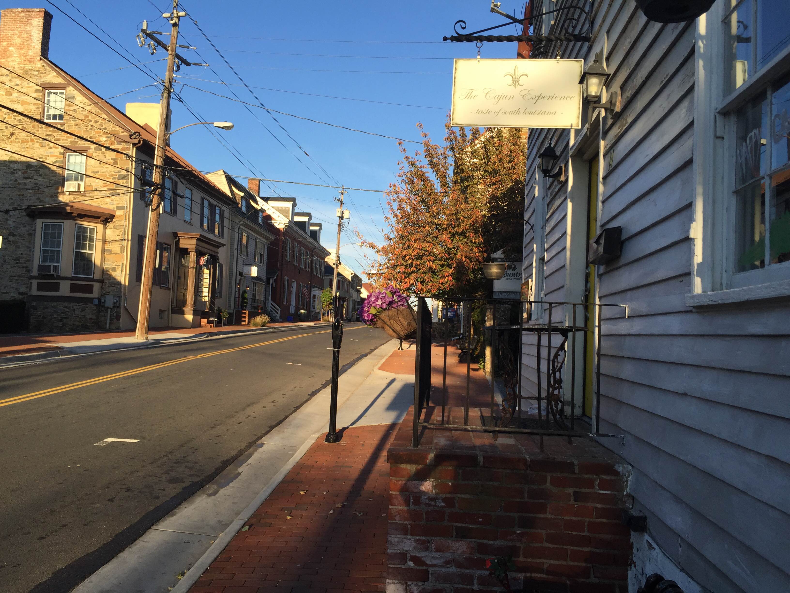 Downtown Leesburg restaurants look to local app to fight business