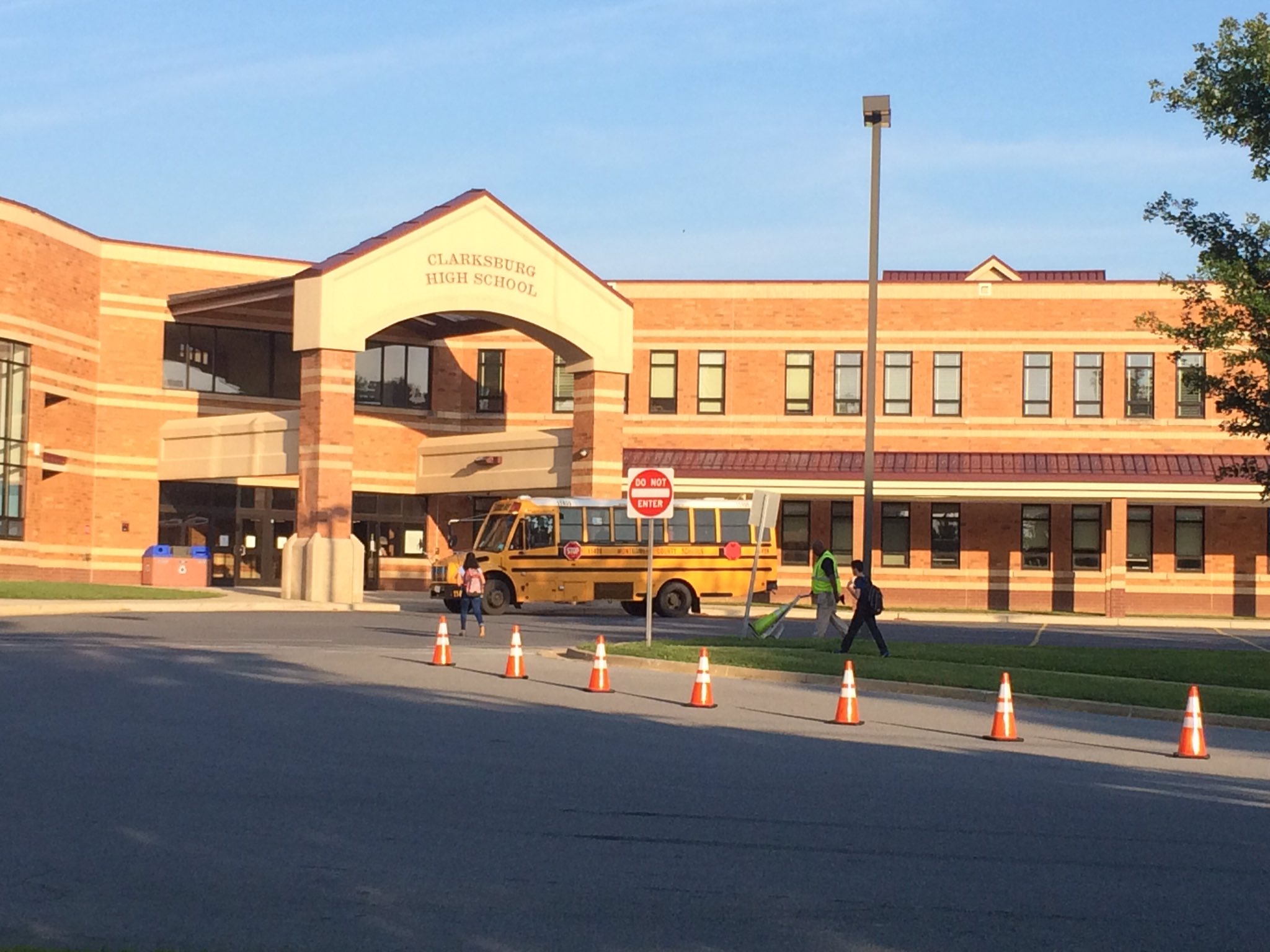 Montgomery Co. teen charged with bringing gun to school expected to