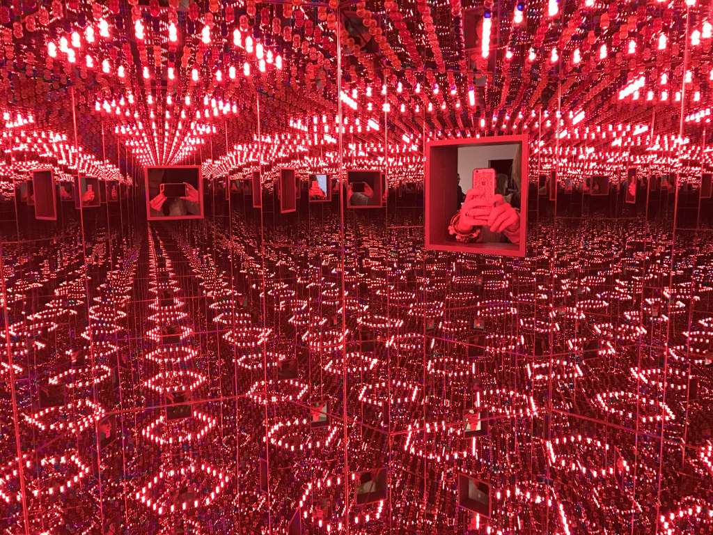 New Smithsonian exhibition spotlights ‘Infinity Mirrors’ artist WTOP News