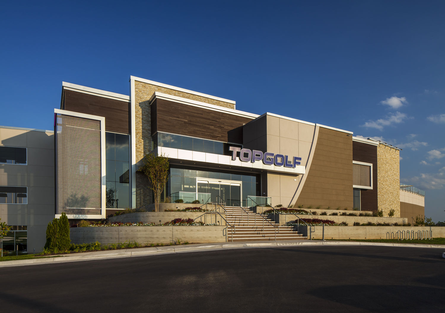 Playing Through Topgolf Loudoun WTOP News