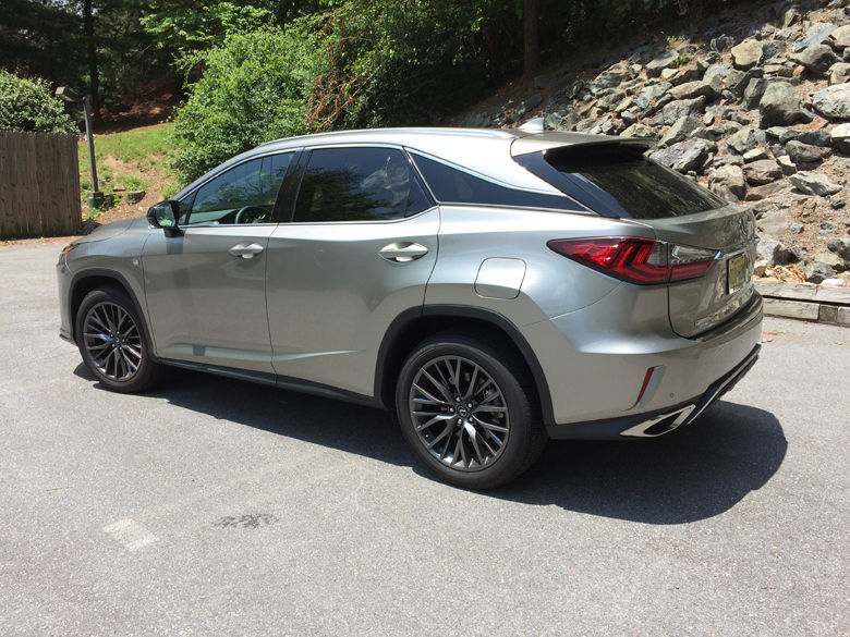 Lexus RX 350 is a crossover that stands out in luxury marketplace