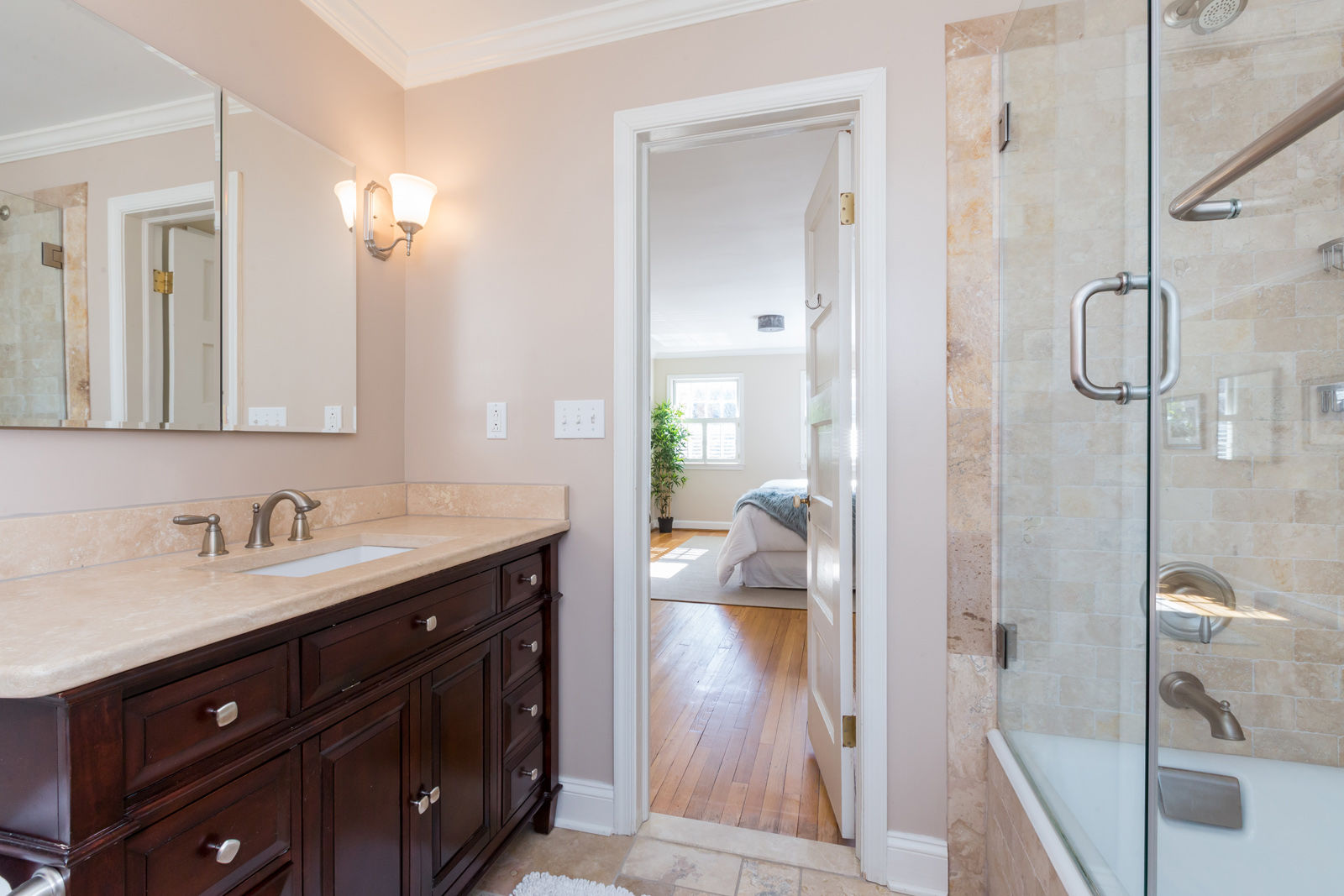 town house where JFK met Jackie to hit the market (Photos