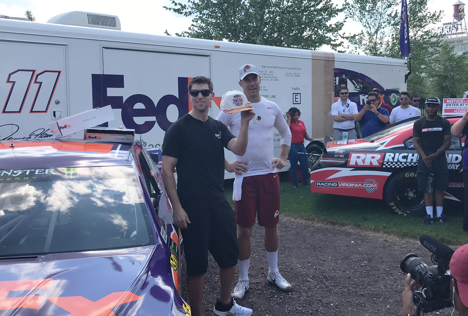 NASCAR’s Hamlin watches Redskins practice, meets with Smith WTOP News