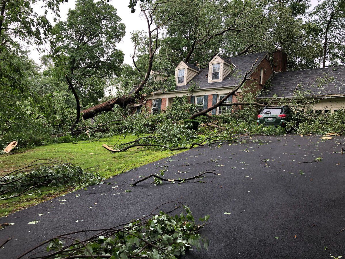 Storms roll into the DC area, with some bringing tornadoes WTOP News
