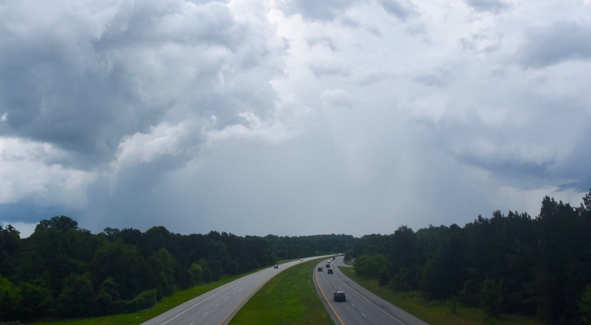 Severe storms, heavy rain rolling through DC area WTOP