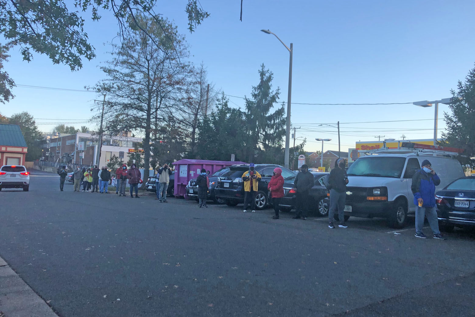 Long lines persist in Fairfax Co. for last day of early voting WTOP News
