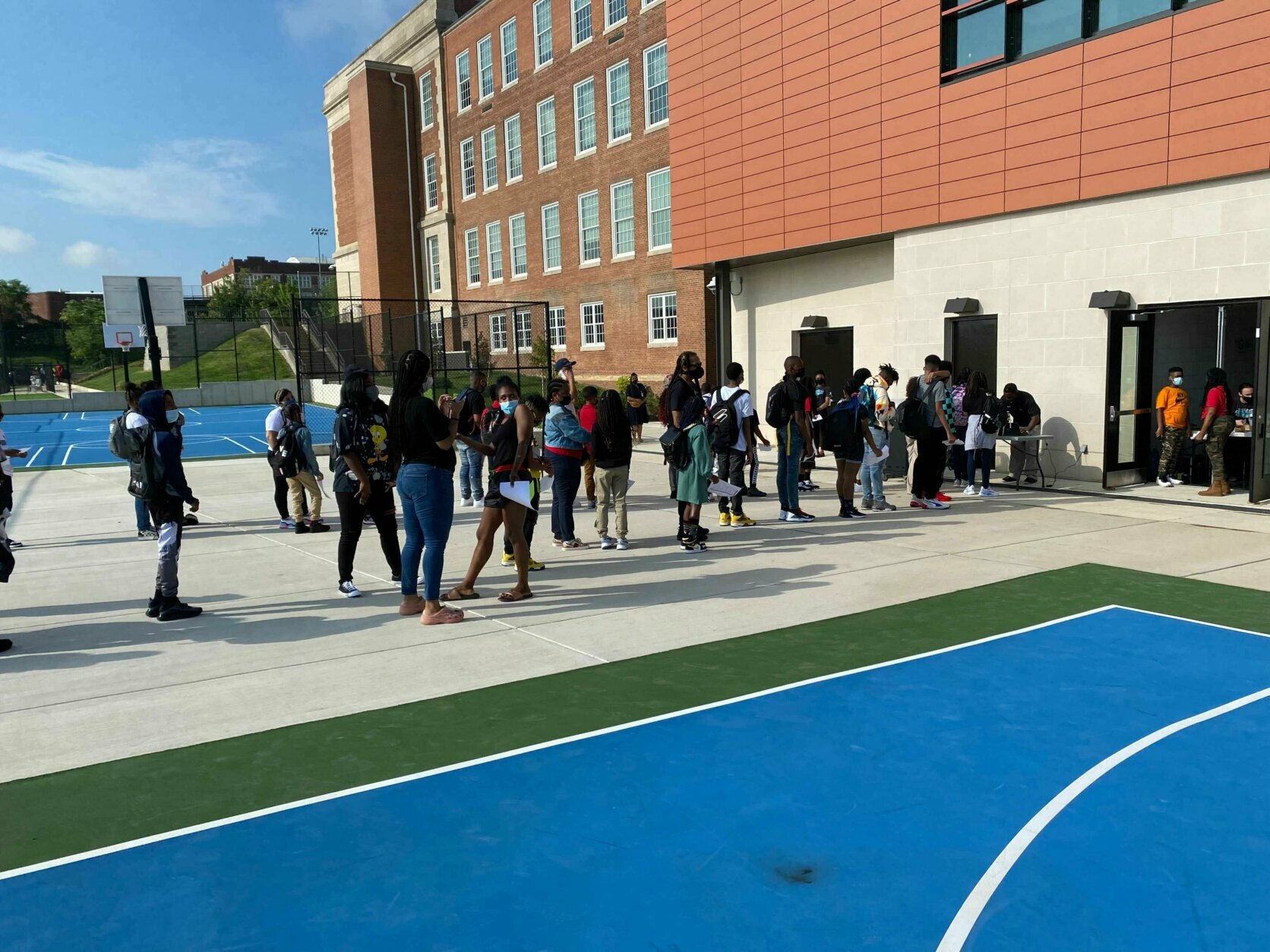 First day back Monday marks return to classroom for thousands in DC, Arlington, Montgomery Co