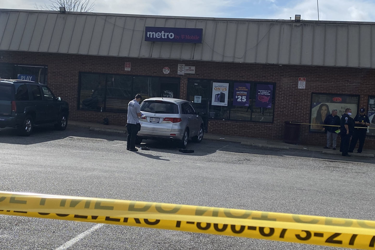 5 wounded, including 13yearold boy, in Southeast shooting; video of