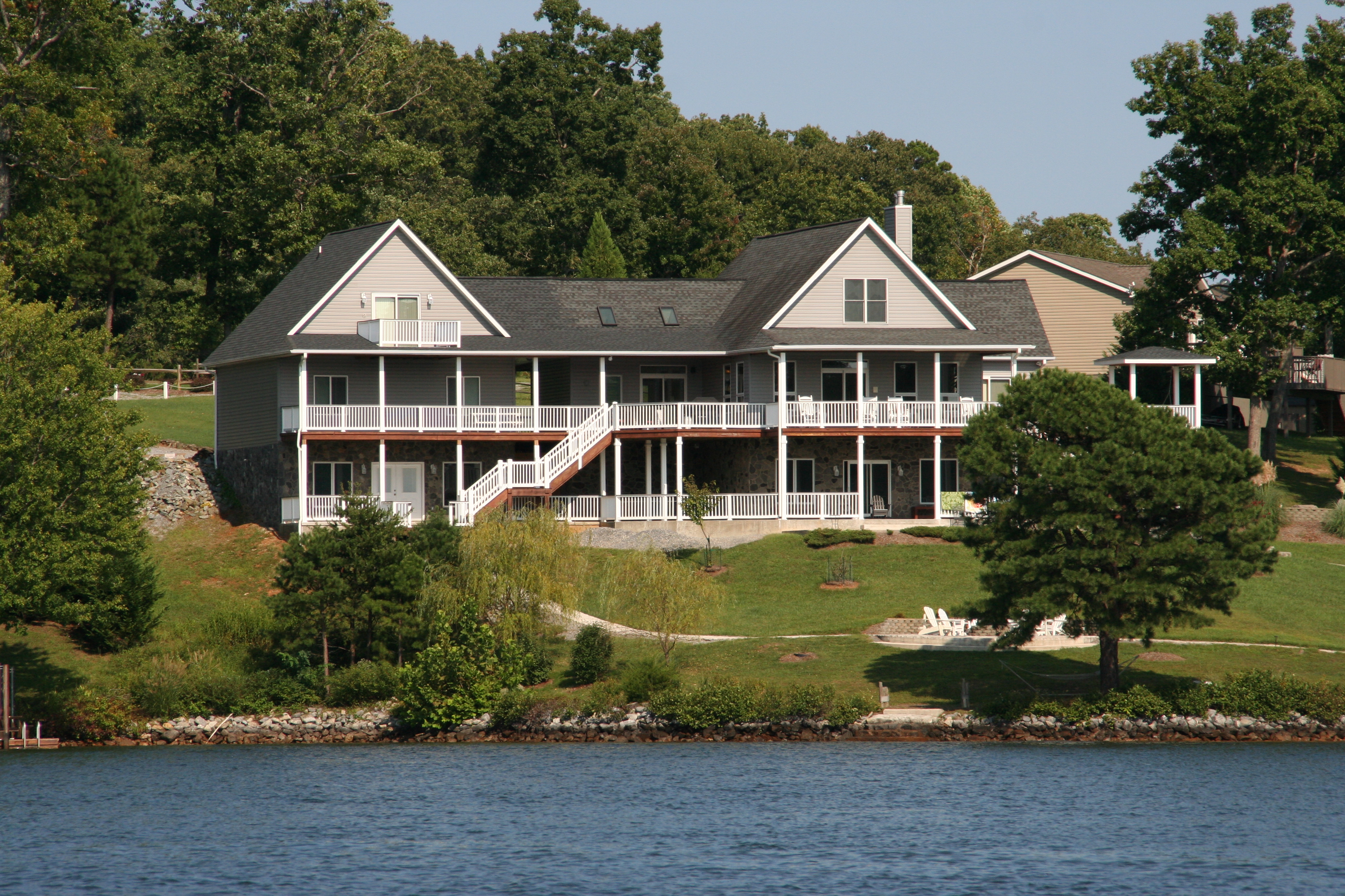 WTW Construction Proudly Servicing Smith Mountain Lake, Franklin