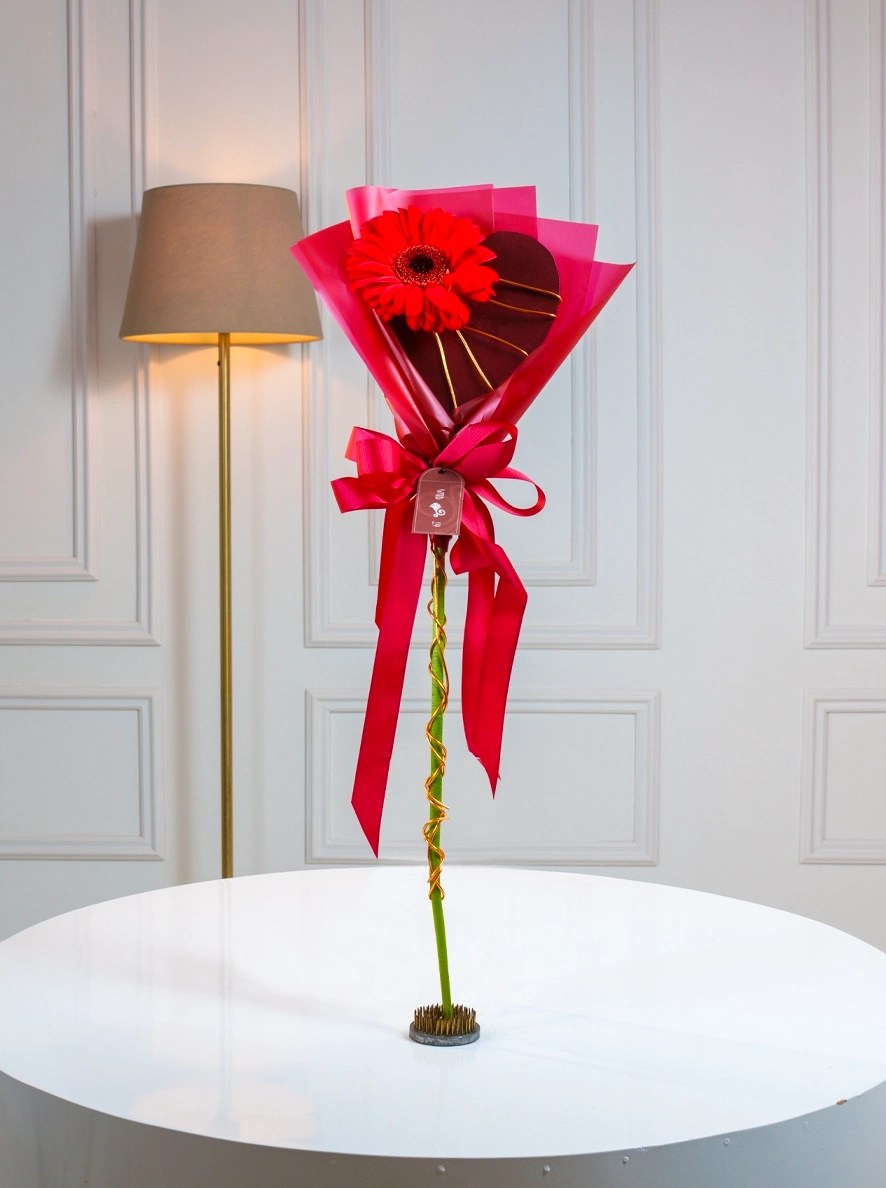 Wrapped Gerbera . Mothers day flowers arranegement Online Flower Shop
