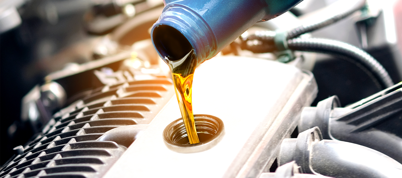 6 Jenis Oli yang Harus Anda Tahu untuk Mesin Mobil Wuling