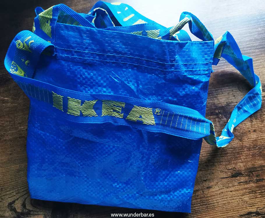 Frakta. Überraschende Ideen für die blaue IKEA Tasche.