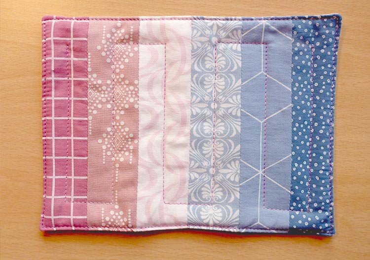 Free Tutorial How to Sew a Mug Rug