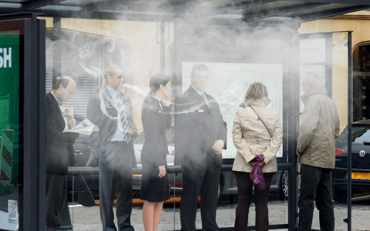 Generosity Luxembourg commuter shares his smoke with everyone at bus stop