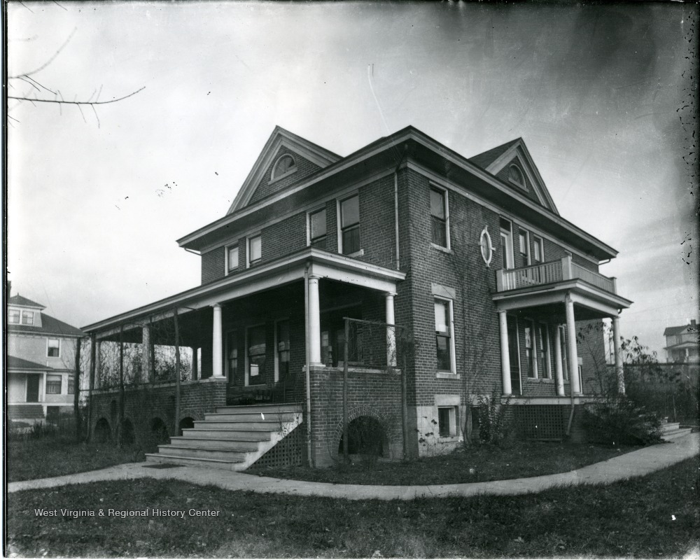 Residence on Maple Avene in Alderson, W. Va. West Virginia History OnView WVU Libraries