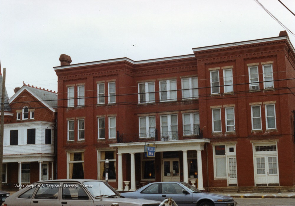 Wells Inn, Sistersville, W. Va. West Virginia History OnView WVU