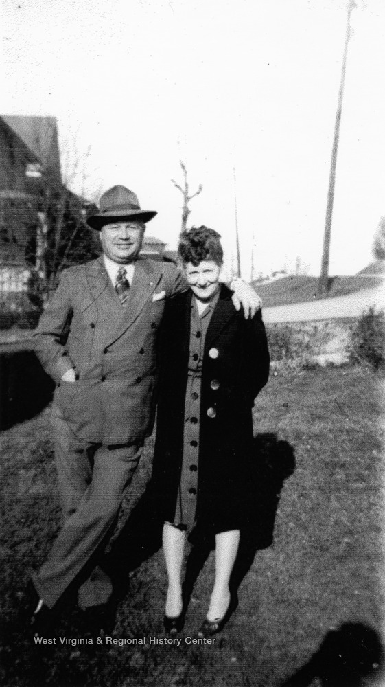 Gassaway Dentist, Dr. Welch and Wife 'Shorty', Braxton County, W. Va