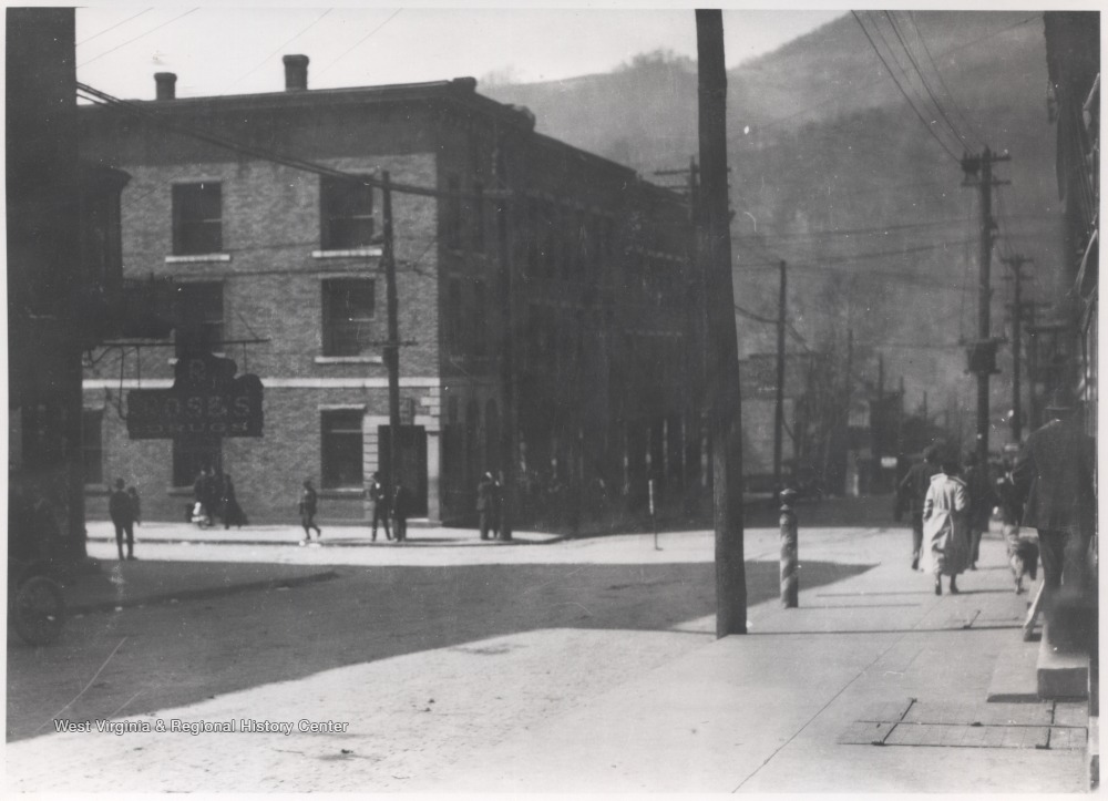 Corner of Third Avenue and Temple Street, Hinton, W. Va. West Virginia History OnView WVU