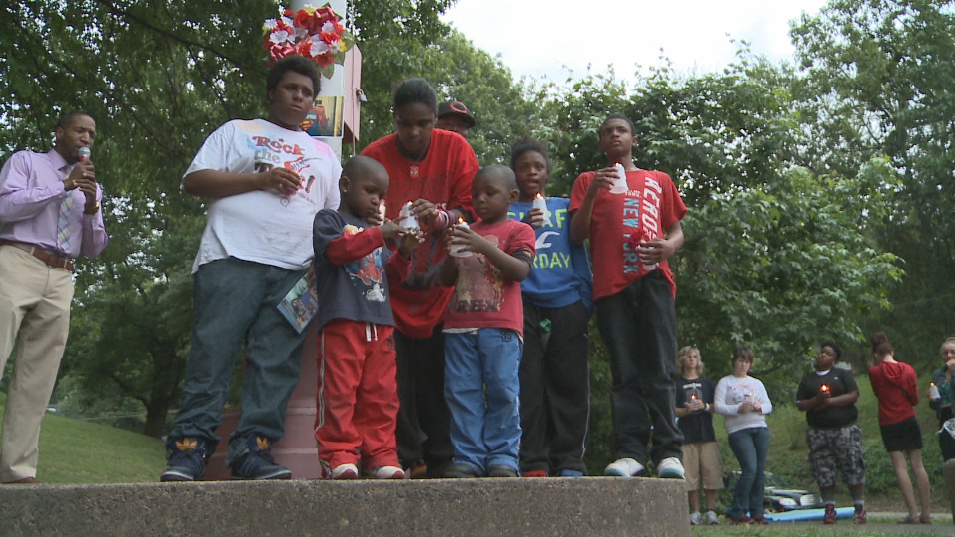 Charleston teenager fondly remembered at emotional vigil