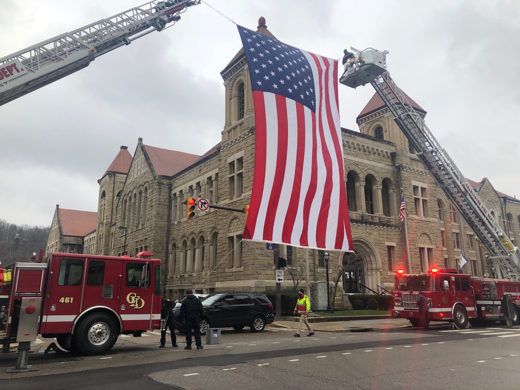 Kanawha judge remembered for dignity, respect in funeral service WV