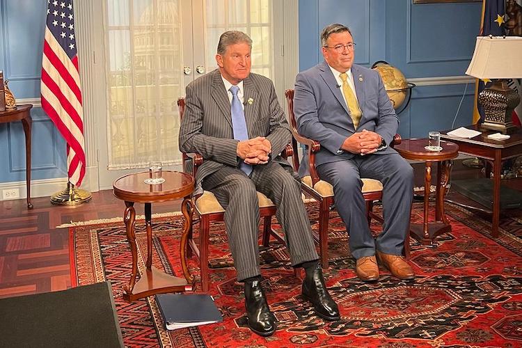 U.S. Senators Manchin, Capito rally West Virginia veterans against VA