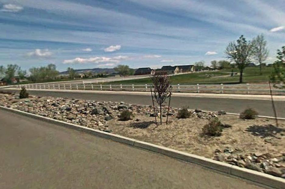 FirstService Residential Chosen to Manage Desert Lakes