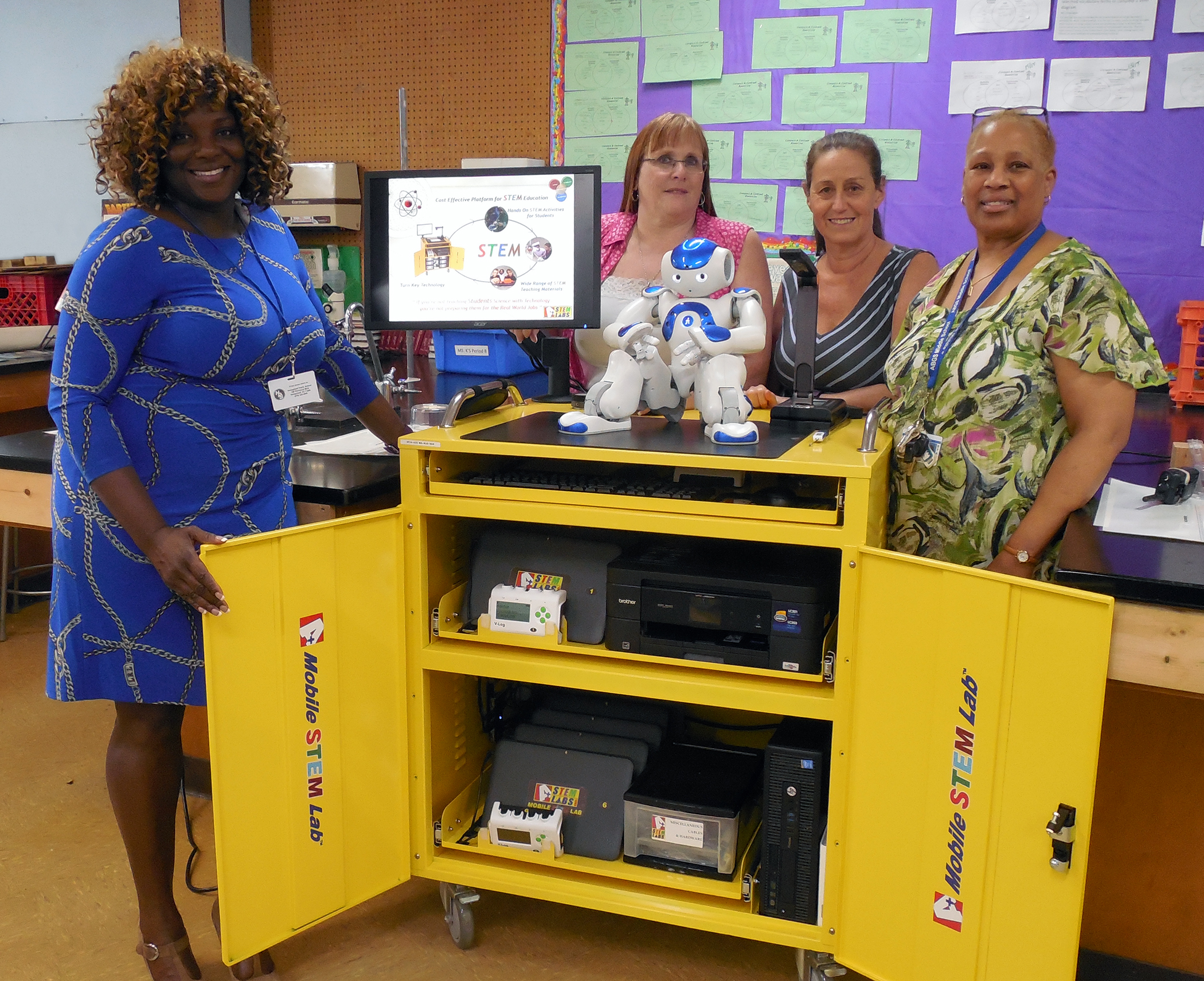 Hempstead School District Invests in Delivering Quality STEM Education