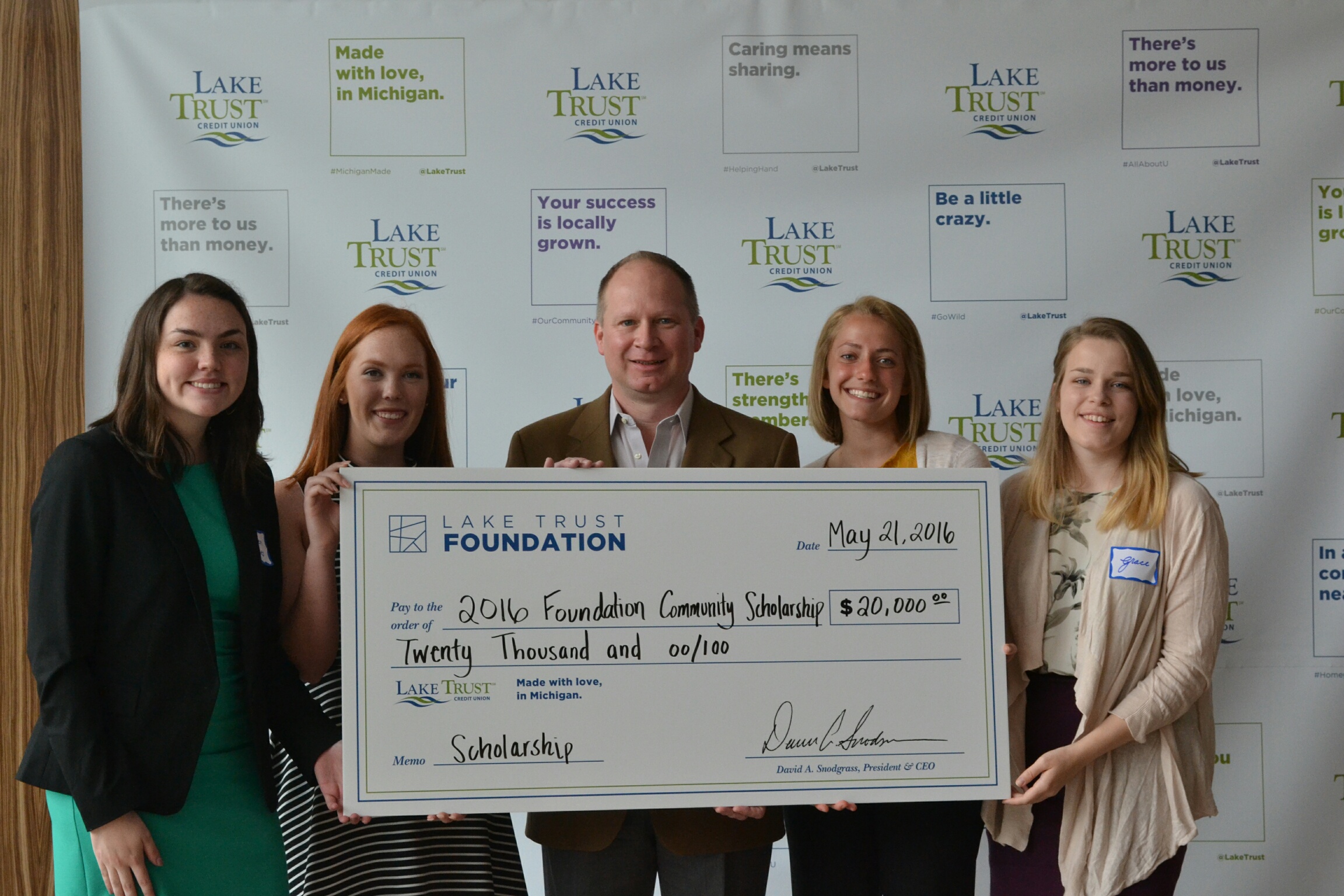 Lake Trust Credit Union Foundation Awards 20,000 in Scholarships