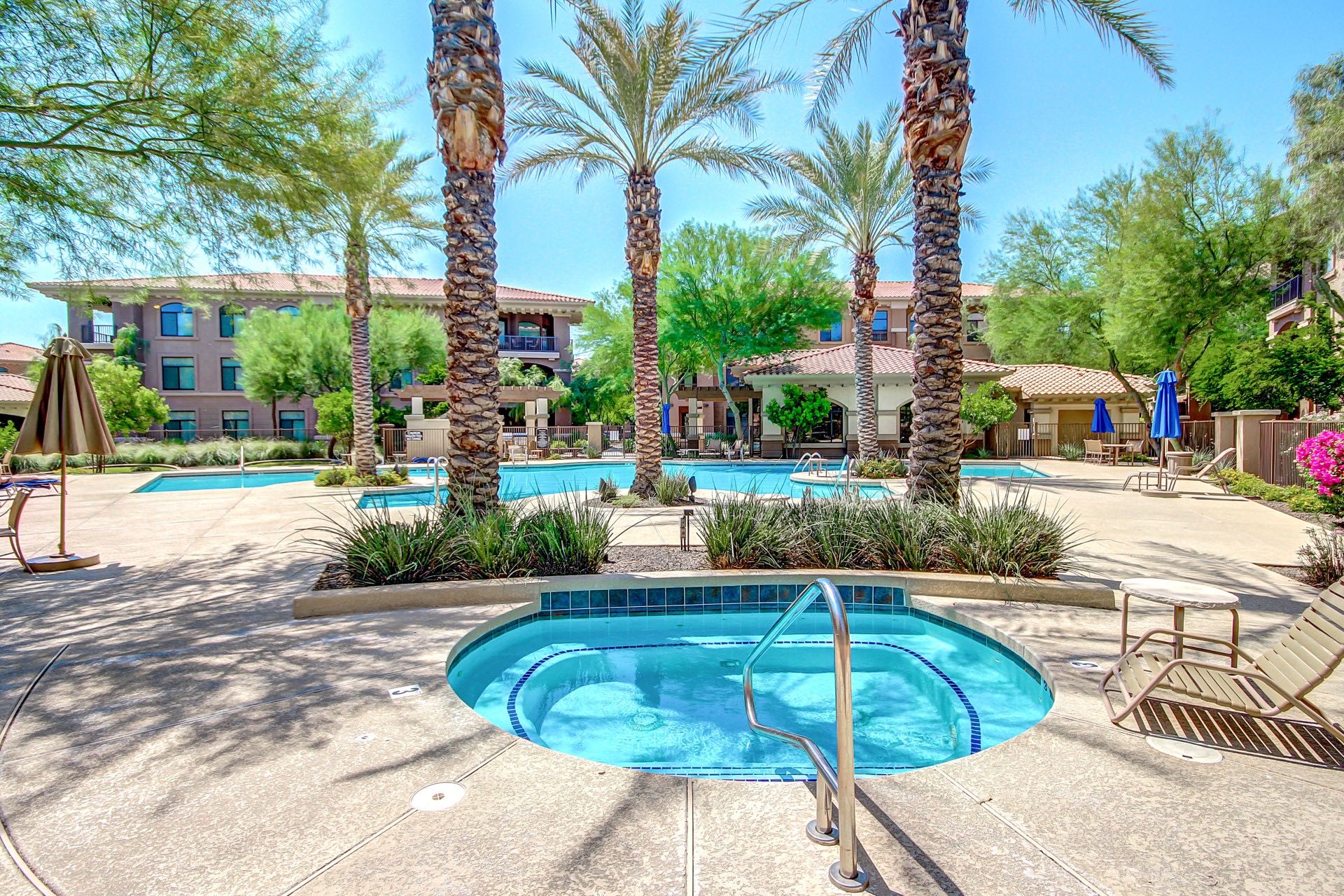 Pathfinder Partners Renovates Phoenix Condos