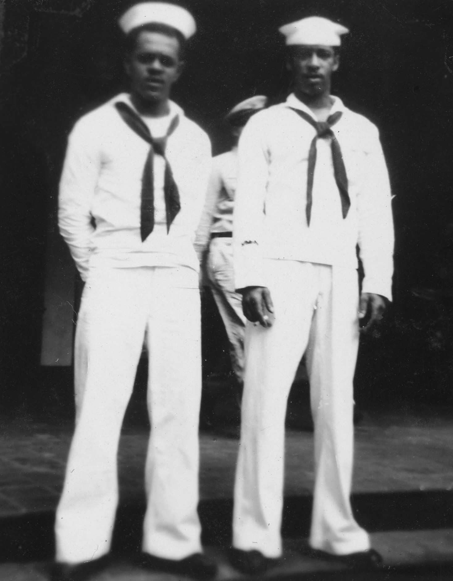 [Photo] AfricanAmerican US Navy sailors, 19411945 World War II Database