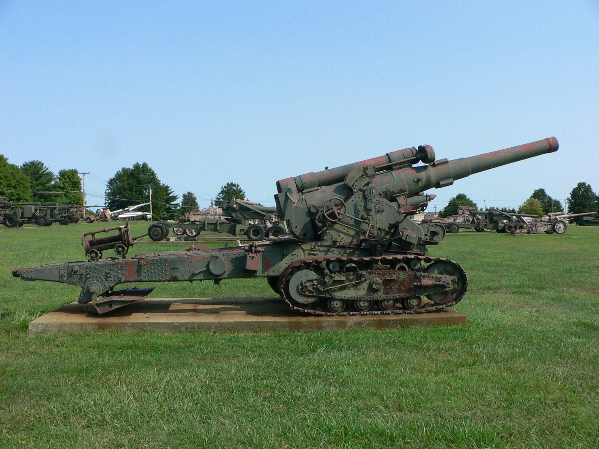 [Photo] Soviet 203 mm Howitzer M1931 (B4) field gun on display at US
