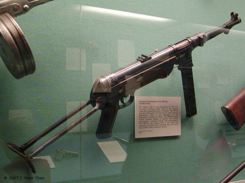 [Photo] MP 40 submachine gun on display at the West Point Museum