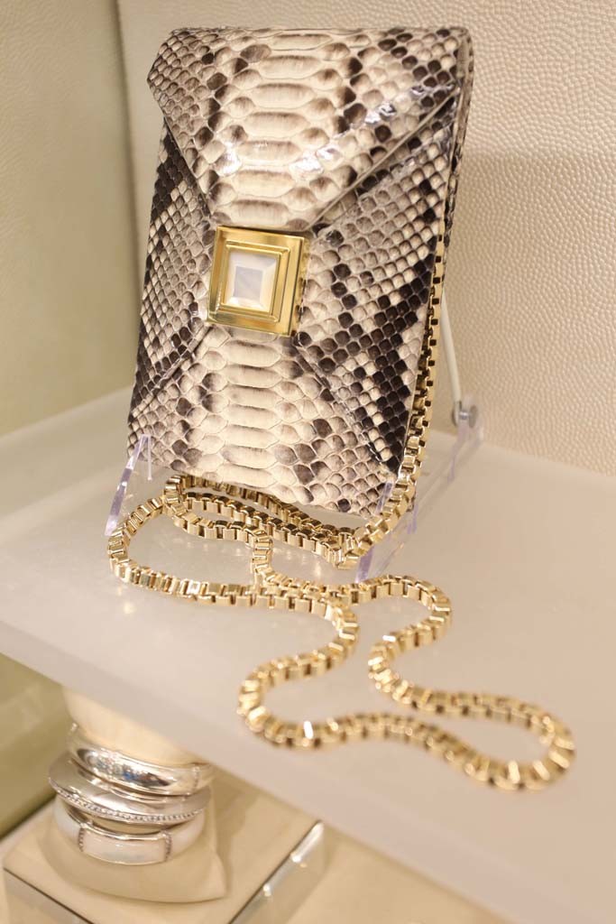 Accessories Scene Paris Spring 2015