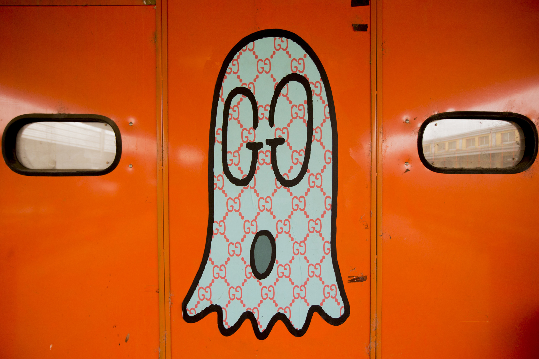 Gucci’s Alessandro Michele Collaborates with GucciGhost for Fall 2016 WWD