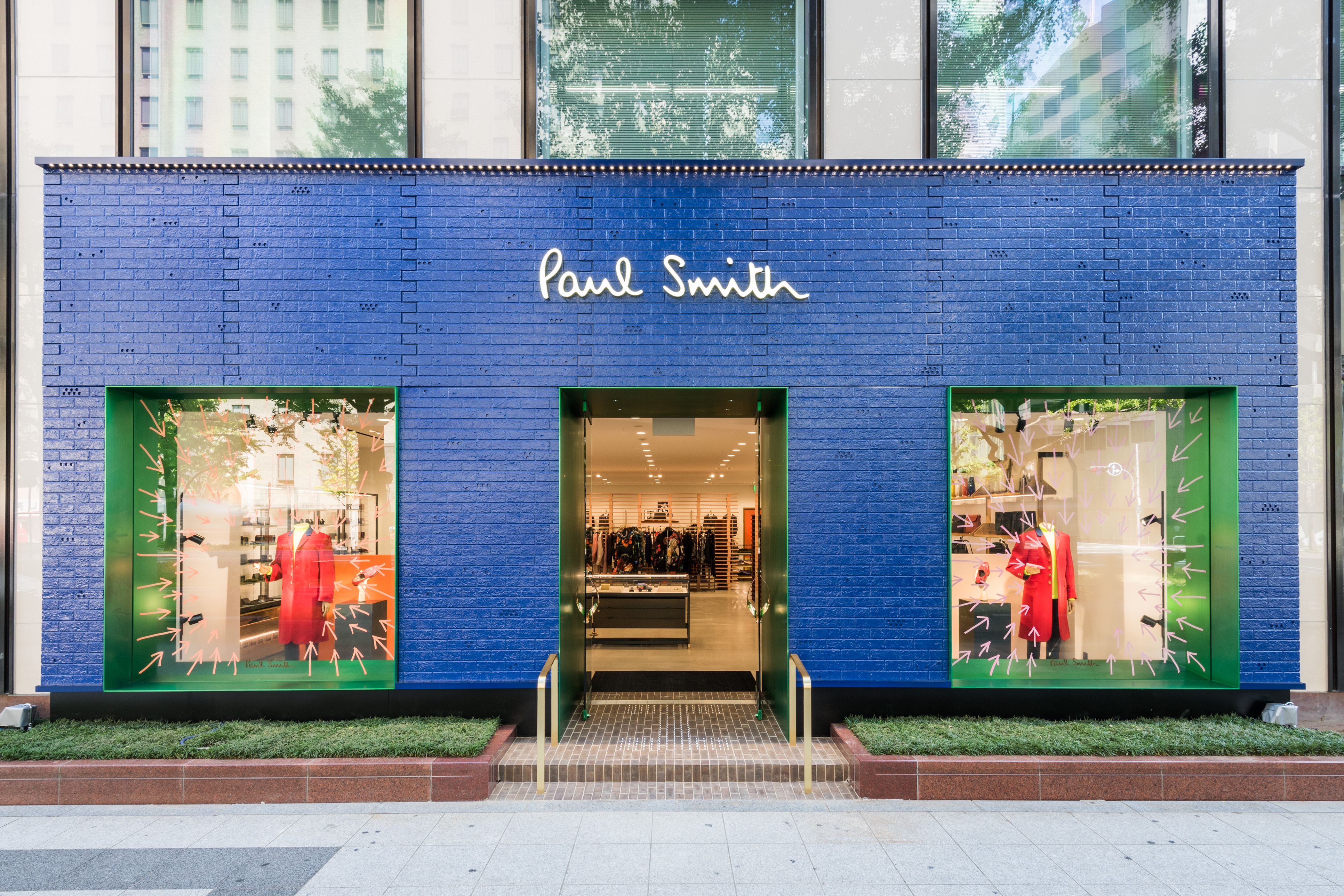 j paul smith construction net worth