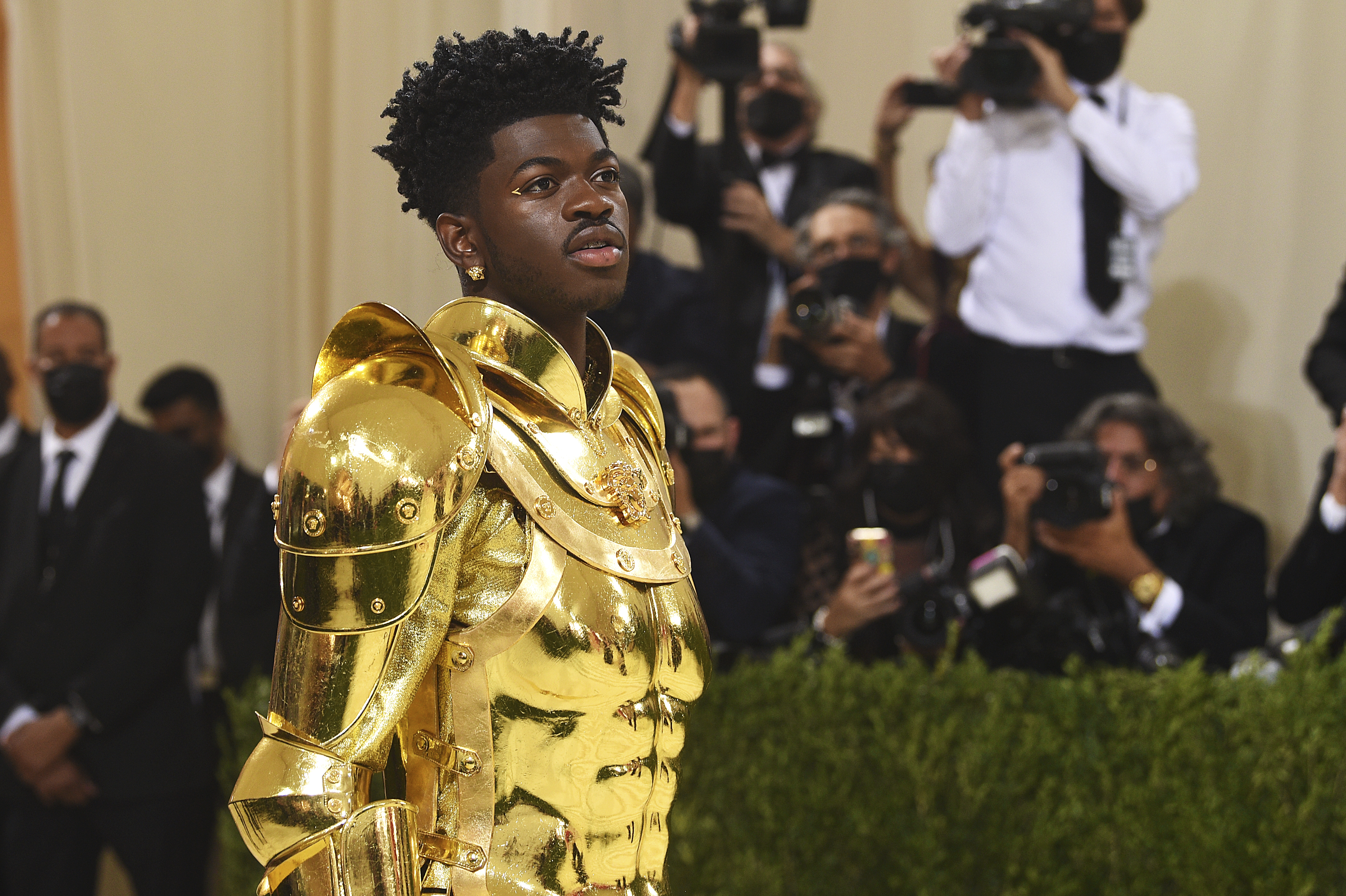 lil nas x met gala 2023 2021 Met Gala: Lil Nas X Custom Versace Outfits – Wwd