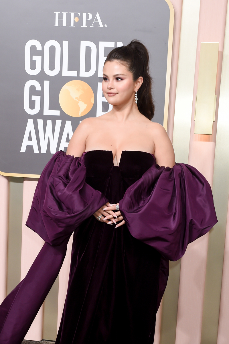 Selena Gomez Dons Ballon Sleeves in Valentino Dress at Golden Globes