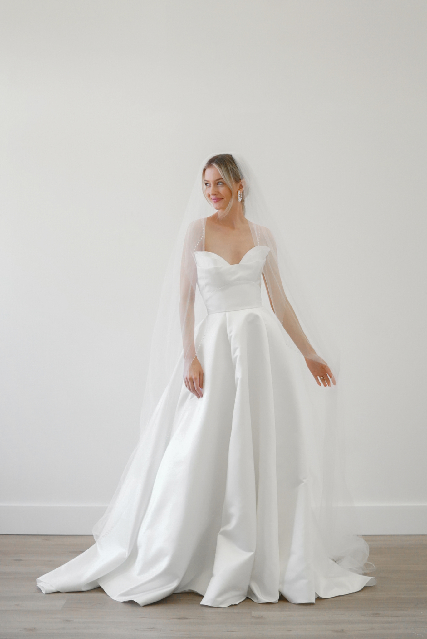 Spring 2024 Bridal Trend The Special One [PHOTOS] WWD