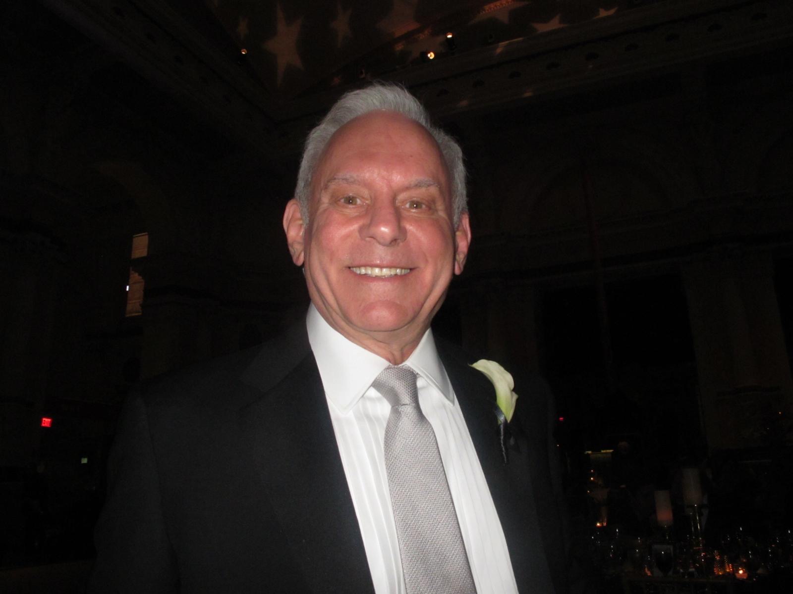 Richard S. Madris, Longtime Apparel Industry Leader, Dies at 81