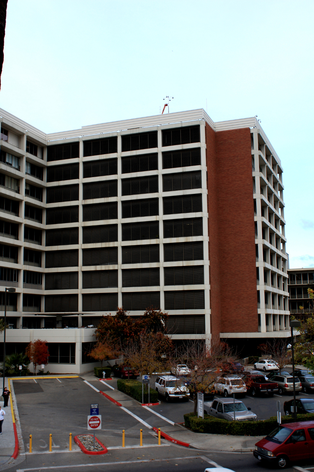 Wood Wiley & Jebian Community Regional Medical Center Fresno
