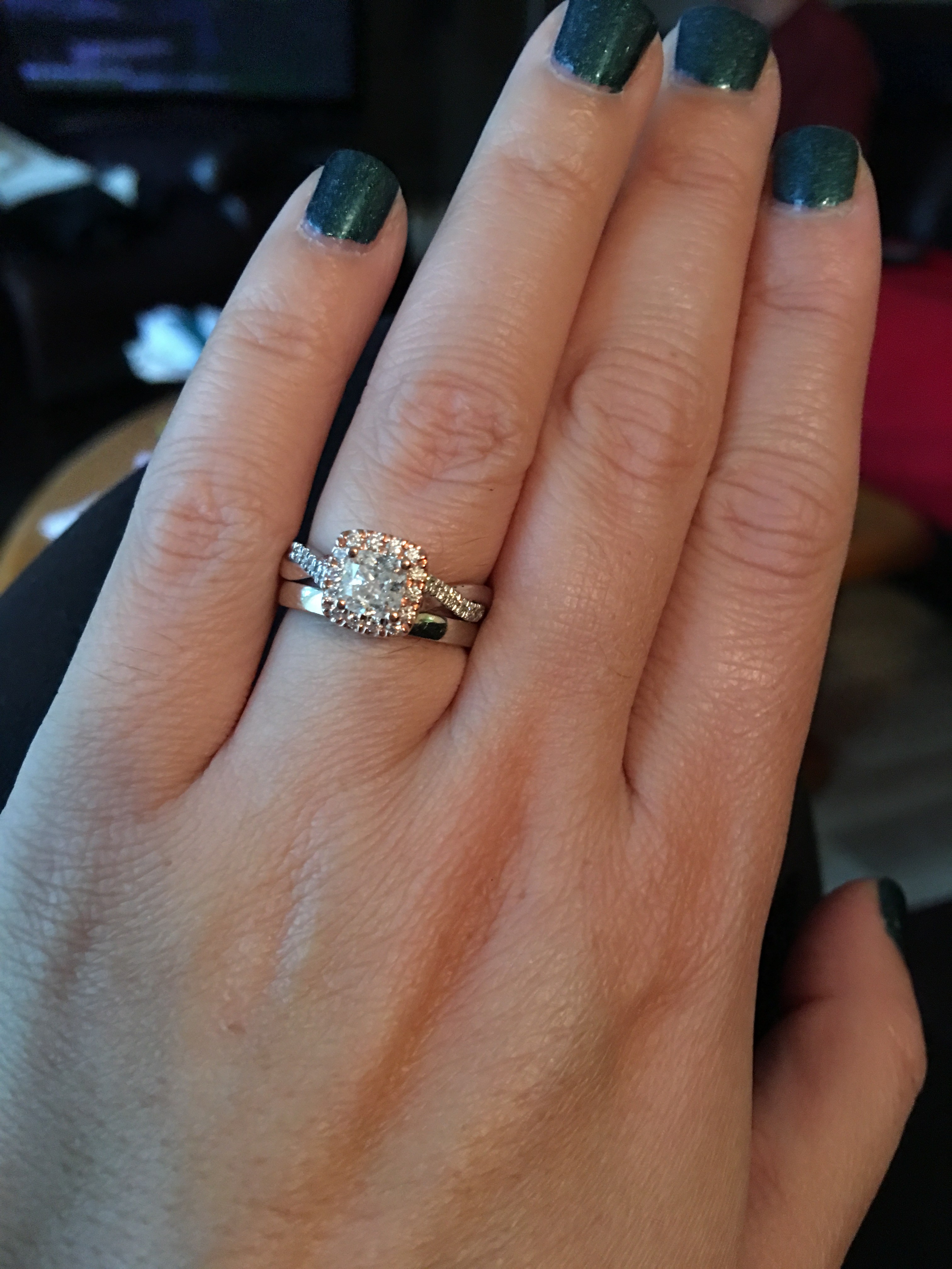 Small ring finger Pics Please