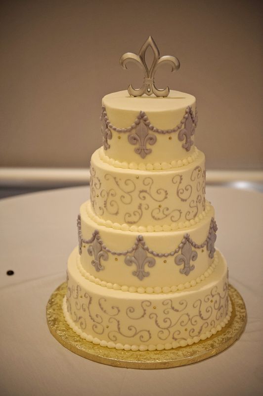 Fleur de lis cake Weddingbee Photo Gallery