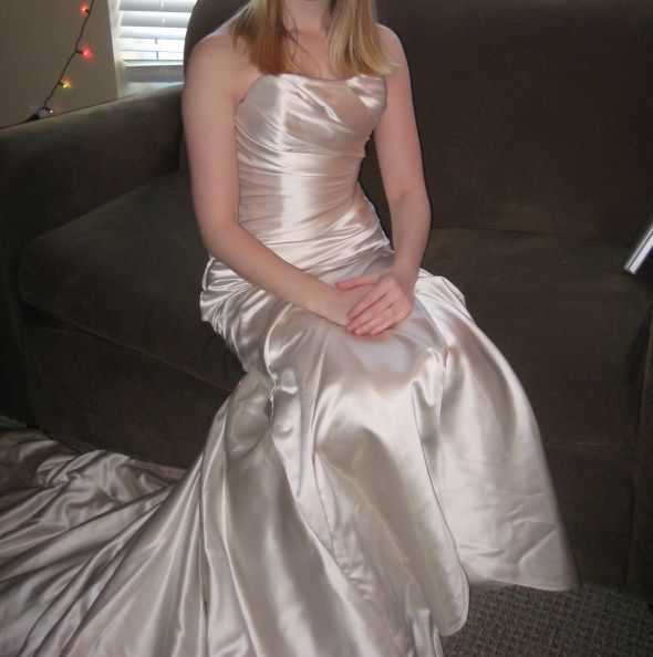 Wedding dress too tight to sit away 3 Ways to Walk in a Wedding Dress